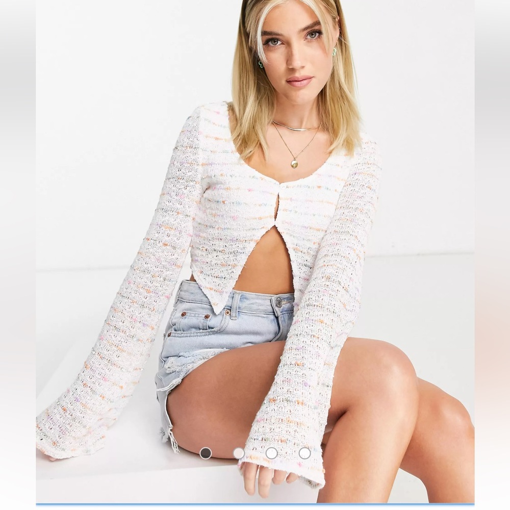 ASOS Bailey Rose 90s Flare SleeveTextured Top W Cut Out Front Size Medium